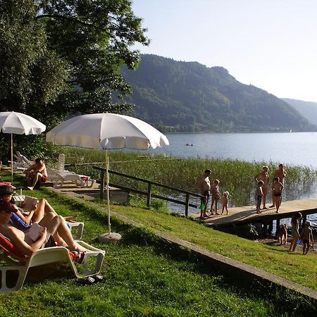 Seehaus Karantanien Am Ossiacher See Exteriör bild