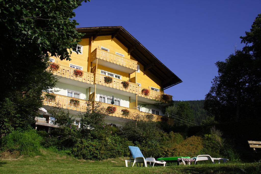 Seehaus Karantanien Am Ossiacher See Exteriör bild